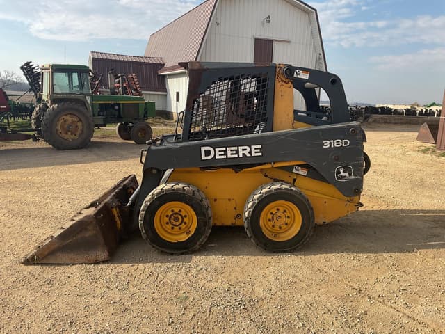 Image of John Deere 318D equipment image 1