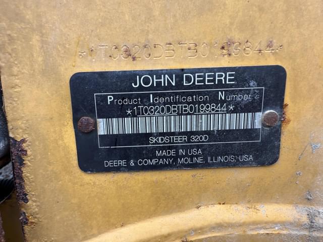 Image of John Deere 320D equipment image 1