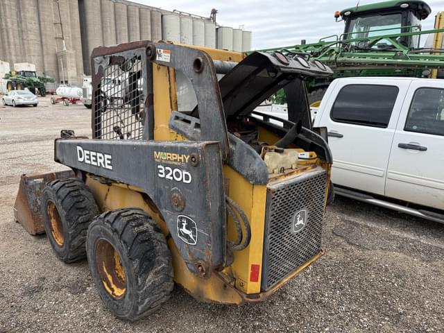 Image of John Deere 320D equipment image 3