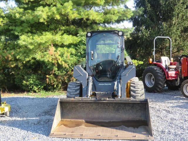 Image of John Deere 320D equipment image 2