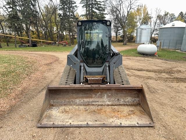 Image of John Deere 323D equipment image 3