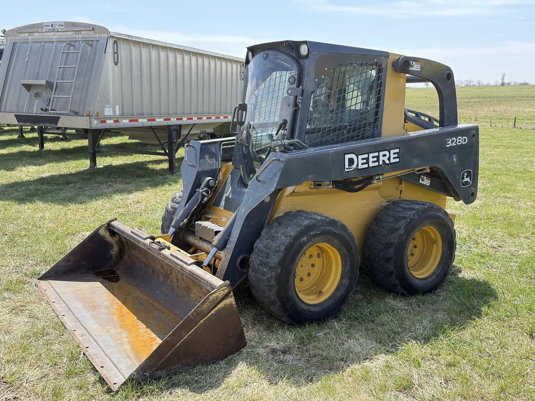 Image of John Deere 328D Primary image