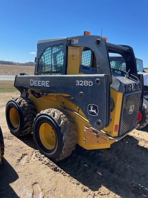 Image of John Deere 328D equipment image 2