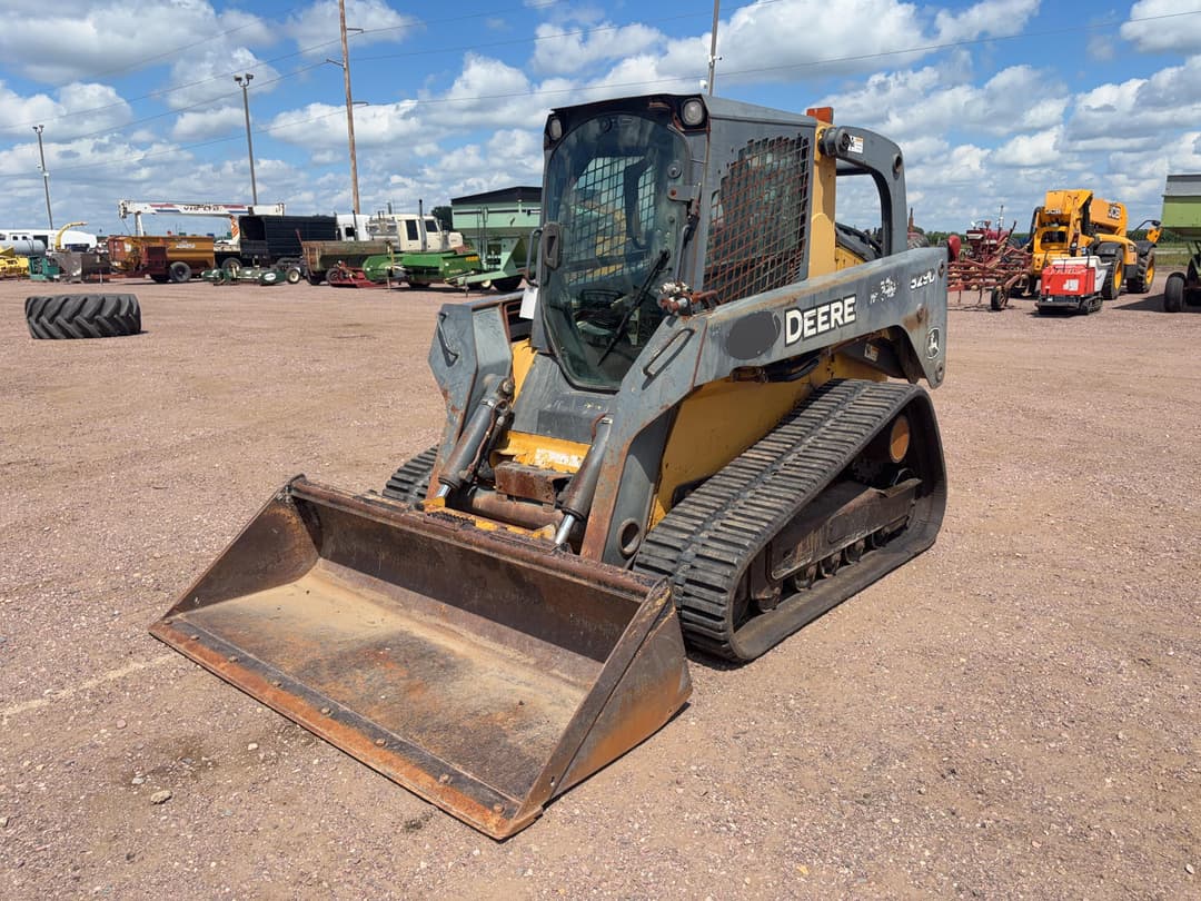 Image of John Deere 329D Primary image