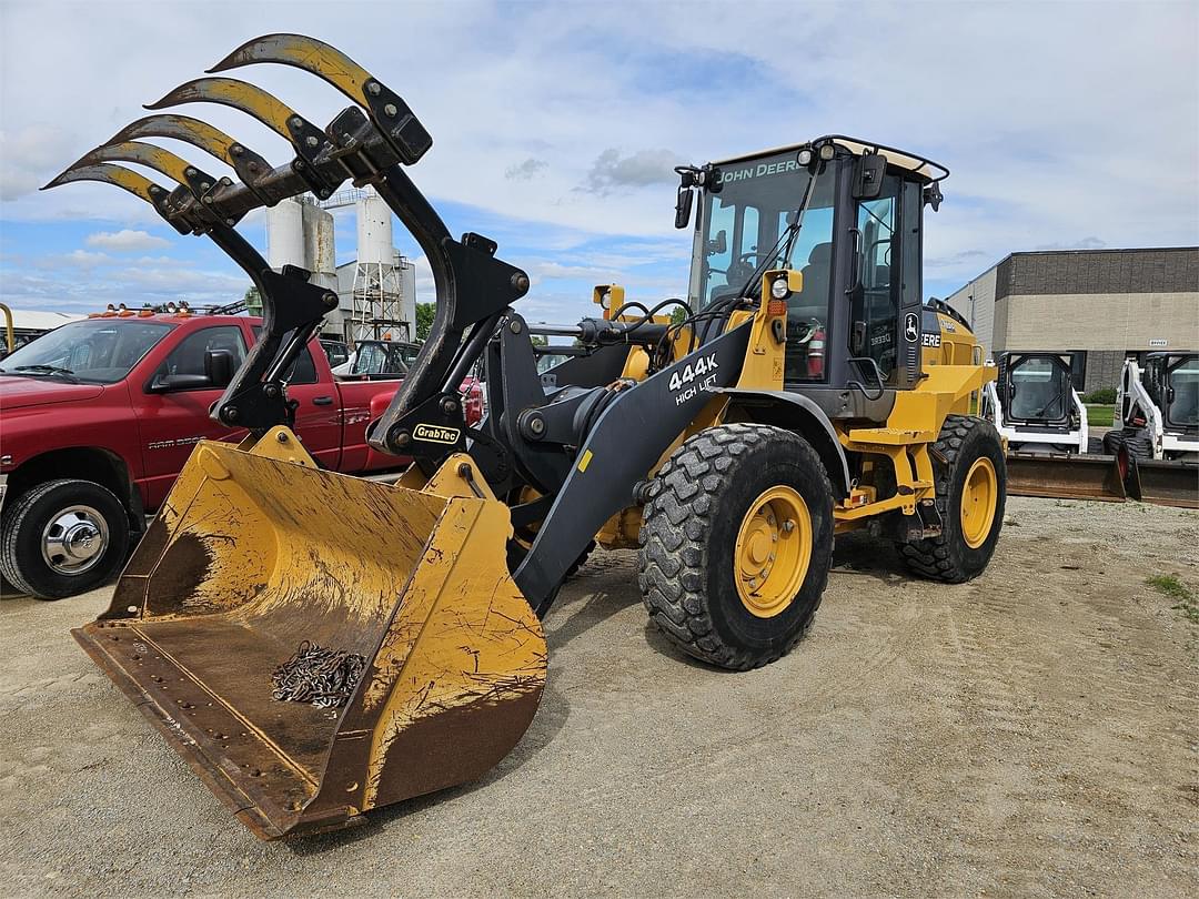 Image of John Deere 444K Primary image