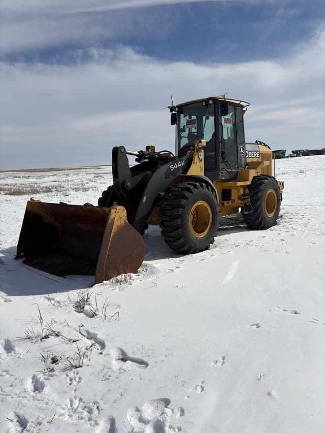 Image of John Deere 544K equipment image 1