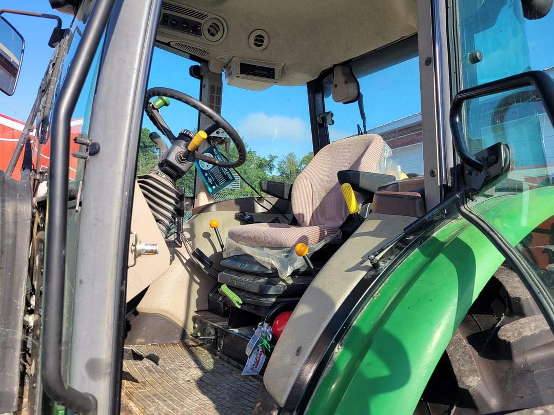 Image of John Deere 6115D Image 1