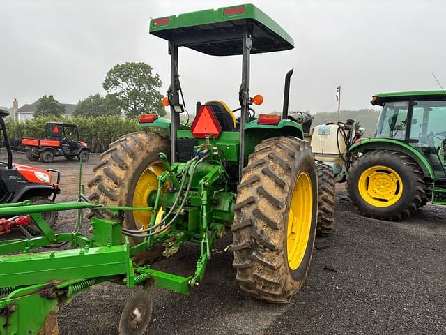 Image of John Deere 6115D equipment image 2