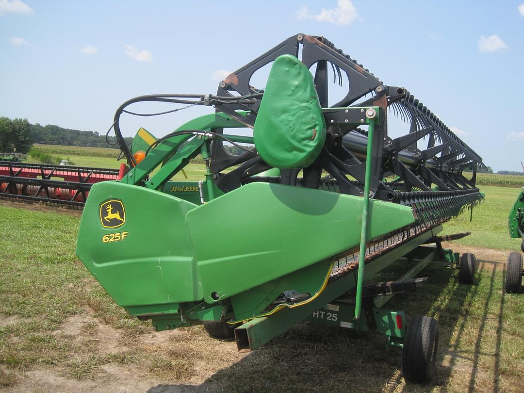 Image of John Deere 625F Primary image