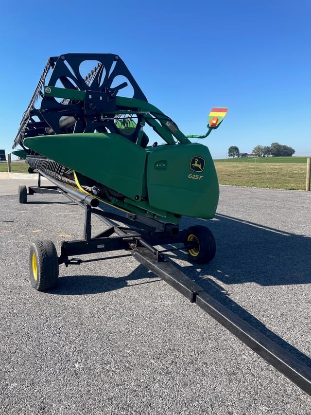 Image of John Deere 625F equipment image 1