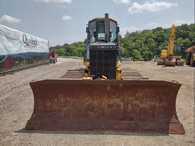 Image of John Deere 700J LGP equipment image 1