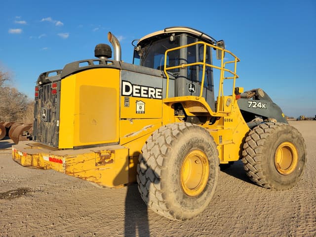Image of John Deere 724K equipment image 3