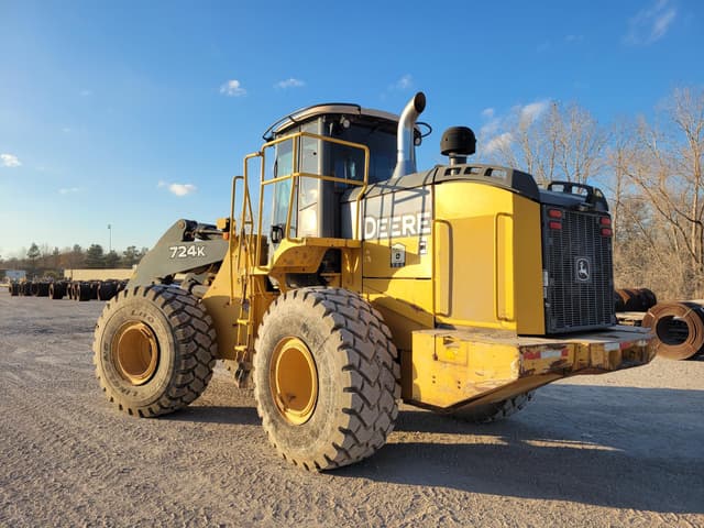 Image of John Deere 724K equipment image 2