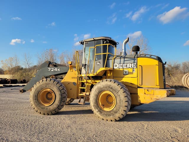 Image of John Deere 724K equipment image 1
