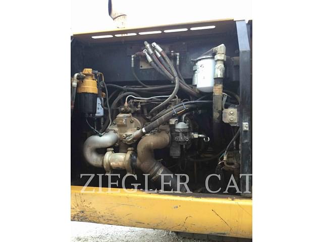 Image of John Deere 350D LC equipment image 1