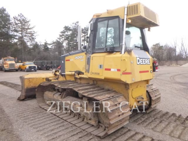 Image of John Deere 700J equipment image 3