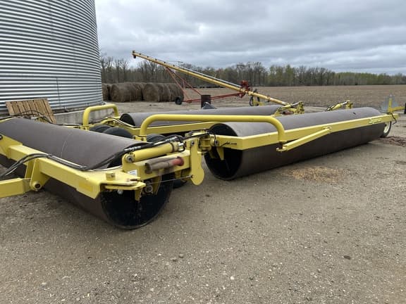 Image of Degelman LR7645 equipment image 1