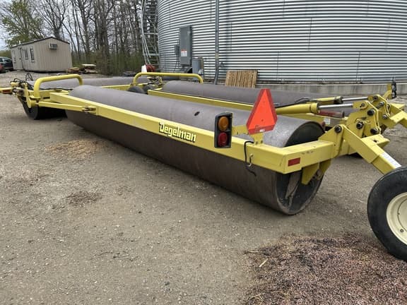 Image of Degelman LR7645 equipment image 3