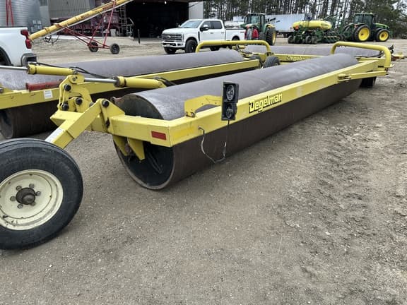 Image of Degelman LR7645 equipment image 2