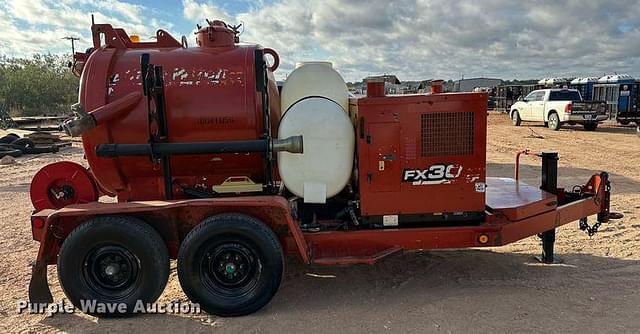 Image of Ditch Witch FX30 equipment image 3