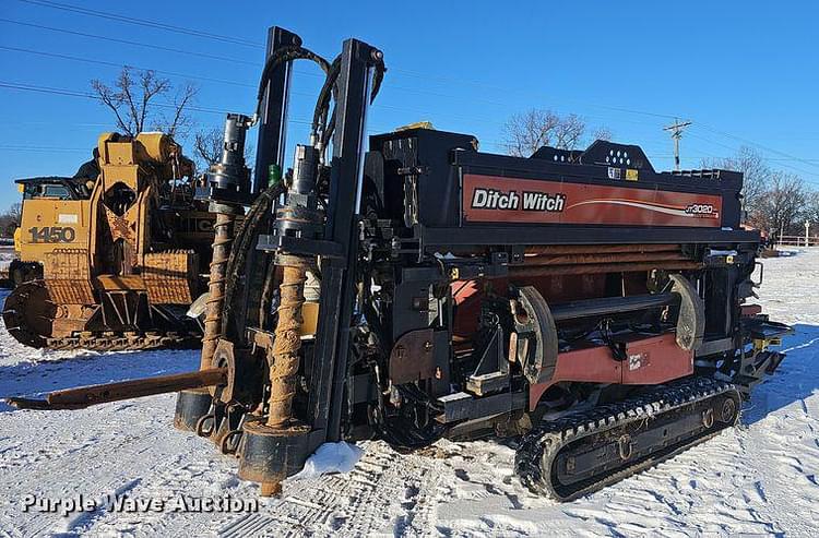 2011 Ditch Witch JT3020 Equipment Image0