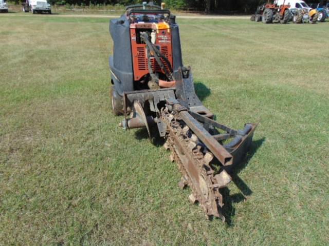 Image of Ditch Witch R230 equipment image 4