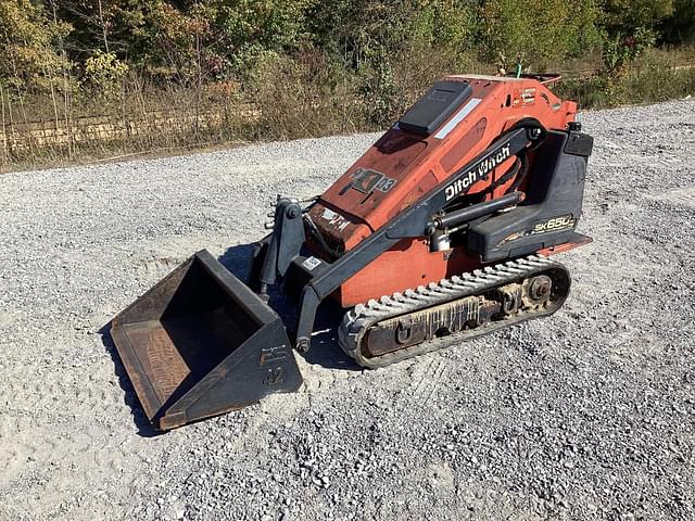 Image of Ditch Witch SK650 equipment image 1