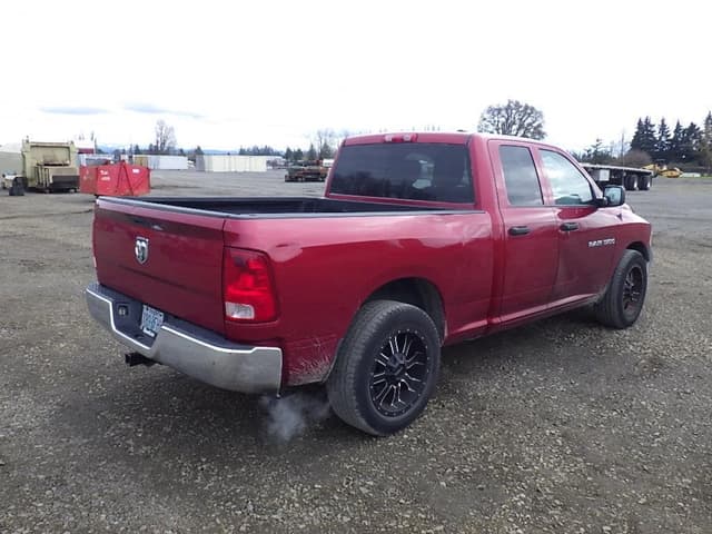 Image of Dodge Ram 1500 equipment image 4