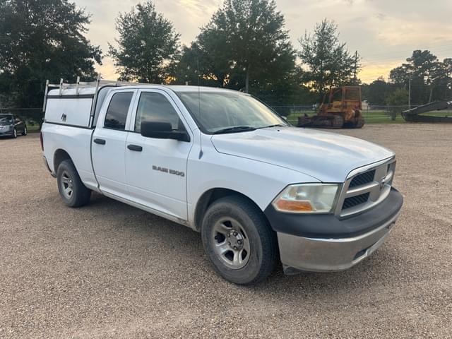 Image of Dodge Ram 1500 equipment image 1