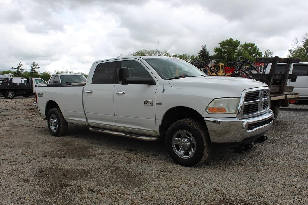 Image of Dodge Ram 2500 Primary image