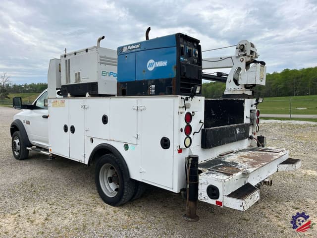 Image of Dodge Ram 5500HD equipment image 4