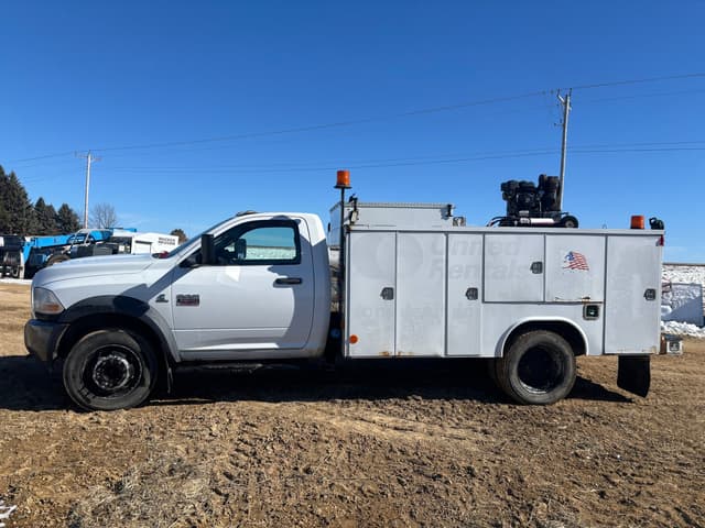 Image of Dodge Ram 5500 equipment image 1