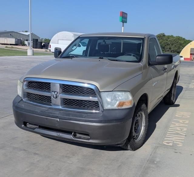 Image of Dodge Ram 1500 equipment image 1