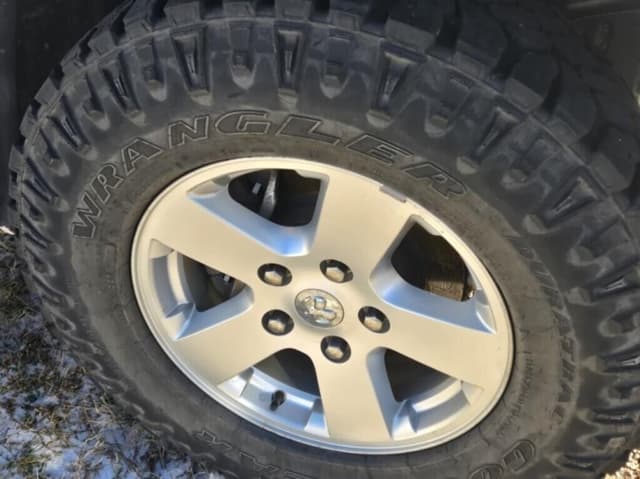 Image of Dodge Ram 1500 equipment image 4