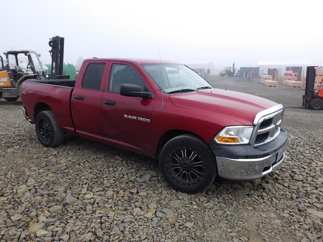 Image of Dodge Ram 1500 equipment image 1