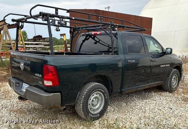 Image of Dodge Ram 1500 equipment image 4