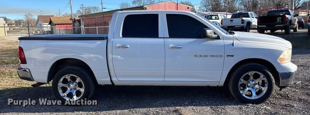 Image of Dodge Ram 1500 equipment image 3