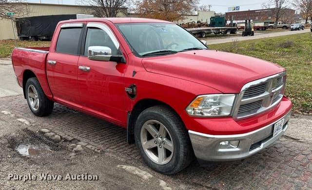 Image of Dodge Ram 1500 equipment image 2