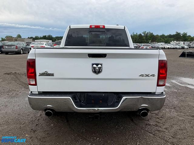 Image of Dodge Ram 1500 equipment image 3