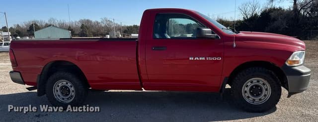 Image of Dodge Ram 1500 equipment image 3