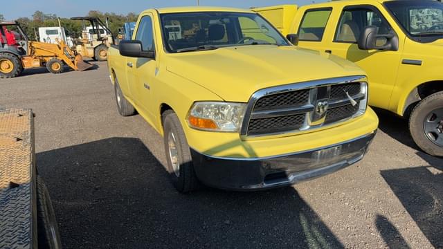Image of Dodge Ram 1500 equipment image 2