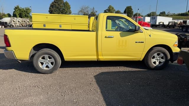 Image of Dodge Ram 1500 equipment image 3