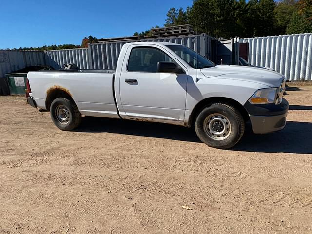 Image of Dodge Ram 1500 equipment image 3