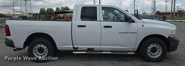 Image of Dodge Ram 1500 equipment image 3