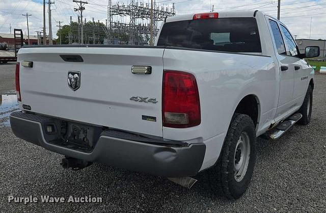 Image of Dodge Ram 1500 equipment image 4