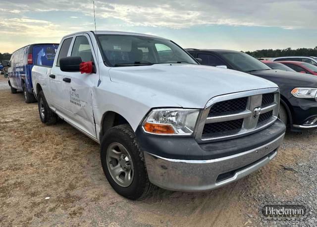 Image of Dodge Ram 1500 equipment image 3