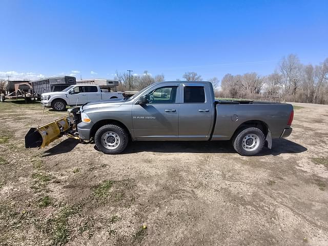 Image of Dodge Ram 1500 equipment image 1