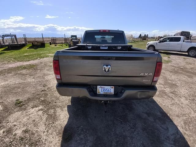Image of Dodge Ram 1500 equipment image 3