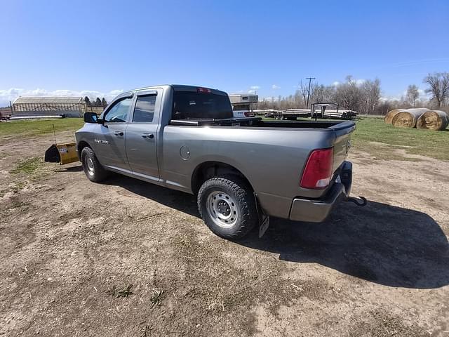 Image of Dodge Ram 1500 equipment image 2