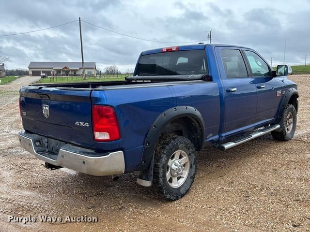 Image of Dodge Ram 2500 equipment image 4